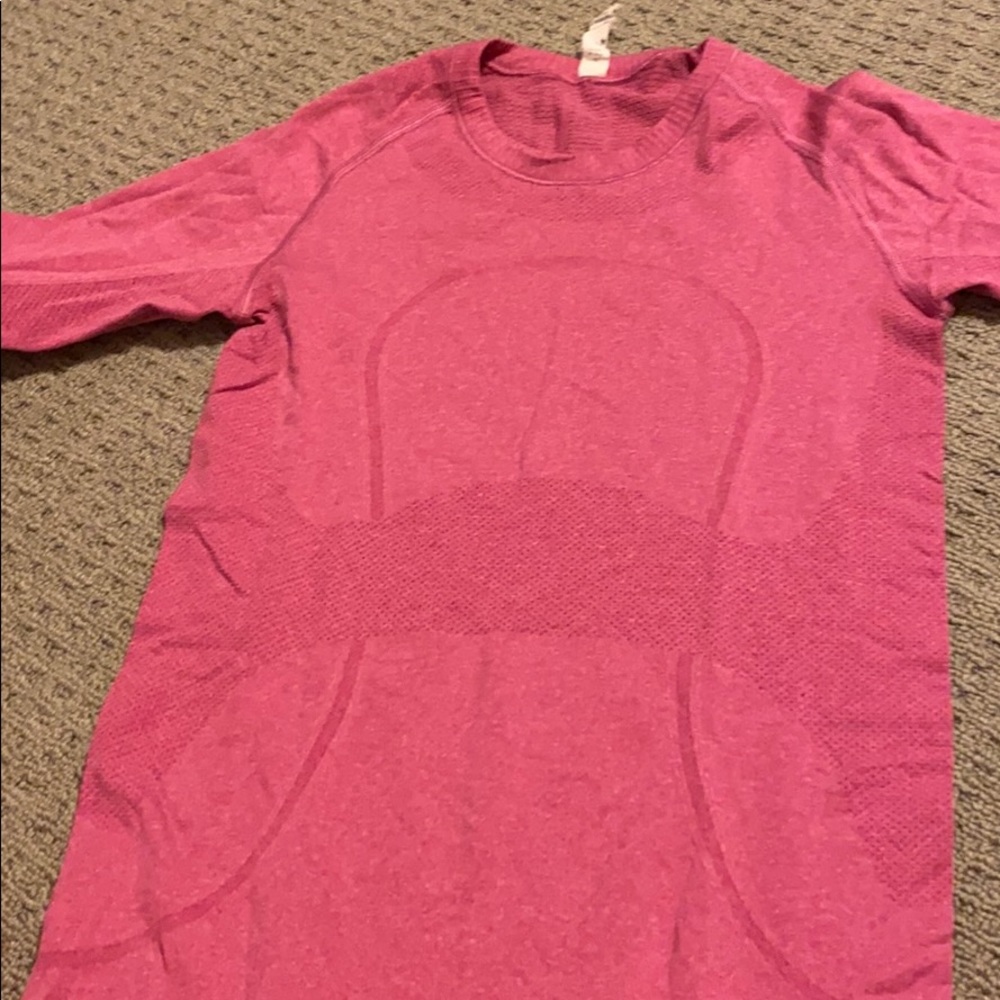 LULULEMON long sleeved running shirt